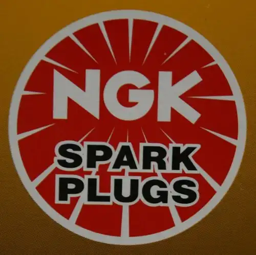 NGK 1402 SILKR8A-S Laser Iridium Spark Plug